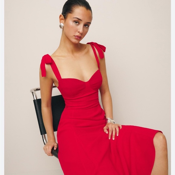 Reformation Dresses & Skirts - Reformation Red Ruched Midi Dress Sweetheart Neckline